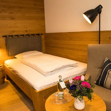 Landgasthof Kammbraeu 3*